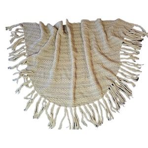 Vtg English Village Vintage Large Ivory Crochet Acrylic Fringe Scarf Japan
